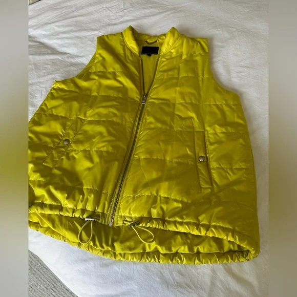 Banana Republic vest, size large - Picture 9 of 13